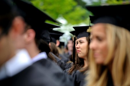 2018 Commencement BW14148 (41744816105)