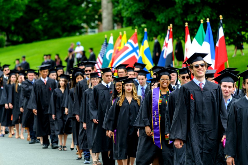 2018 Commencement BW14082 (41925461584)