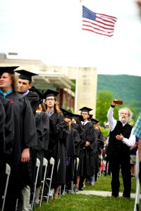 2018 Commencement BW14124 (41925460424)