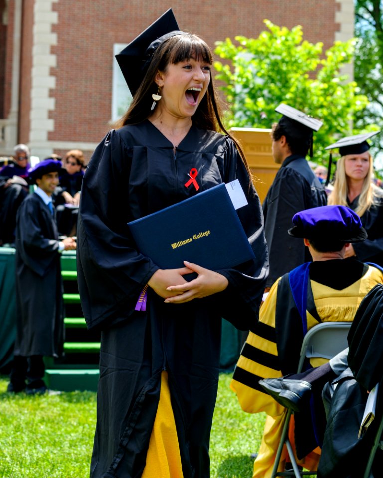 2018 Commencement BW14369 (41925456574)