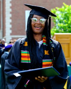 2018 Commencement BW14406 (41925456124)