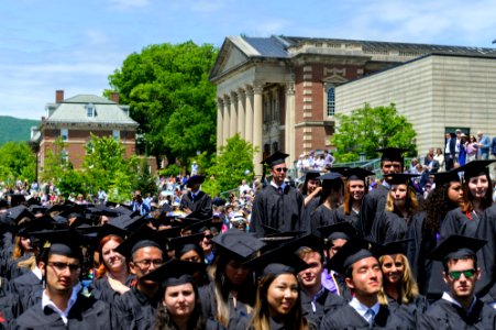 2018 Commencement BW14466 (41925455444)