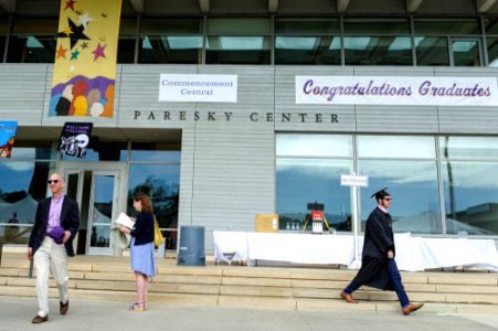 2018 Commencement BW20890 (41744813495)