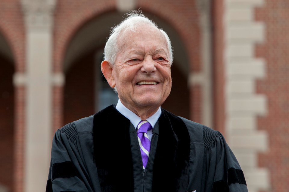 2018 Williams College Commencement (41924465034)
