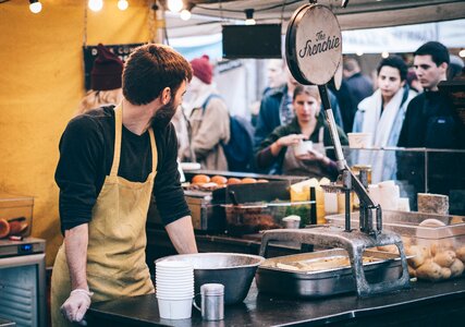 Crowd cook bread photo