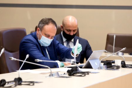22.04.2020 Sedinta Comisiei Economie, Buget si Finante (49804674891)