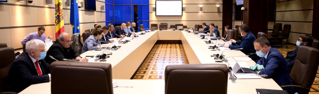 22.04.2020 Sedinta Comisiei Economie, Buget si Finante (49804981787)