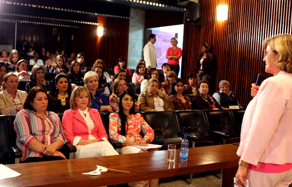 26 10 - Outubro Rosa (6282897223)