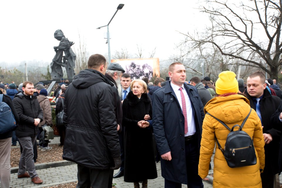 27.01.2020 Comemorarea victimelor Holocaustului (49449176162)