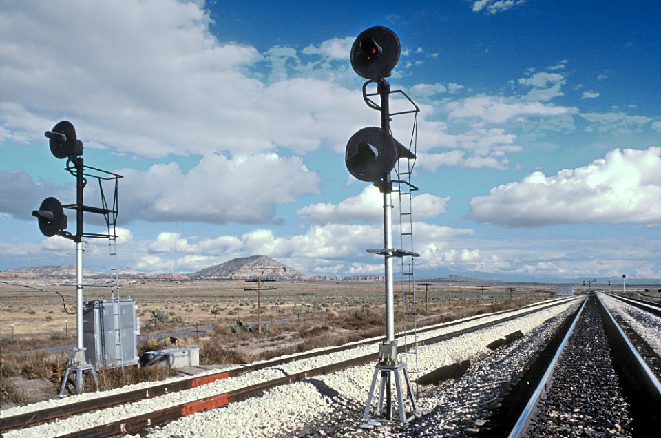 5 of Roger Puta's Santa Fe Signals (28572681582)