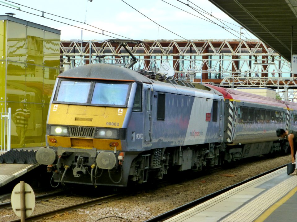 90003-StratfordStn-P1360016 (36306609326)