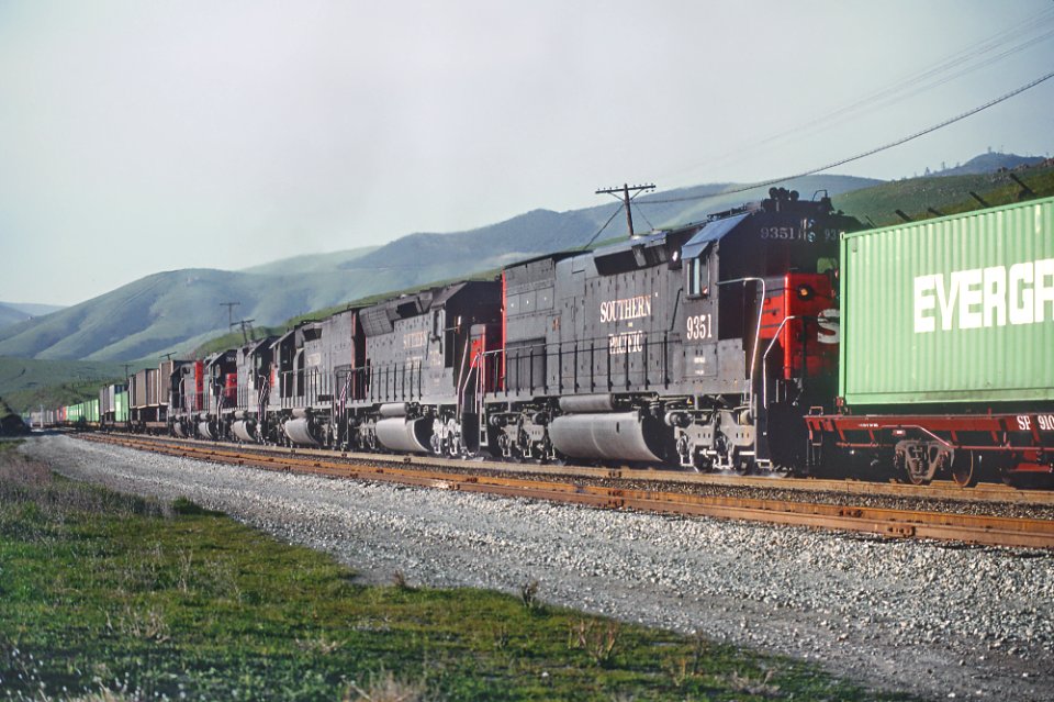 A Freight Climbing the Cuesta Hills above San Luis Obispo, 1985 -- 5 Photos (31042454886)