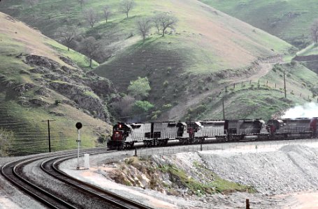 A SP Light Engine Move Captured Between Ilmon and Caliente, CA -- 3 Photos (22834118768)
