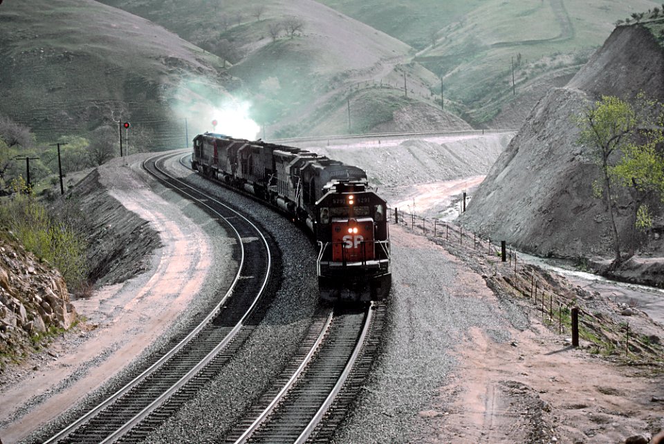 A SP Light Engine Move Captured Between Ilmon and Caliente, CA -- 3 Photos (22834121208)
