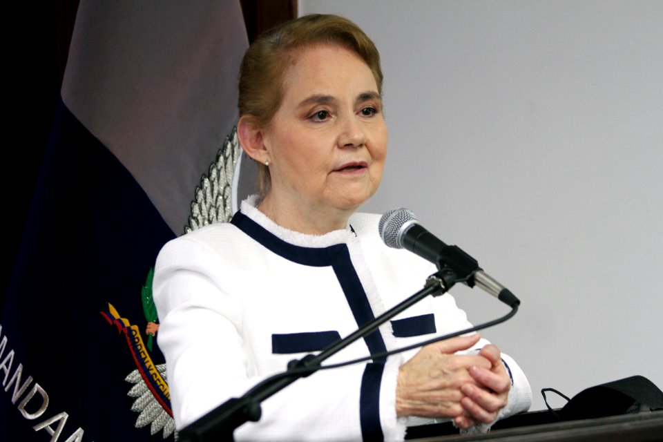 Alexandra Vela (2021) B