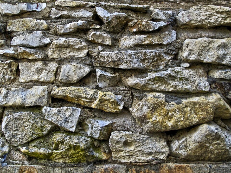 Stone wall trim pattern photo