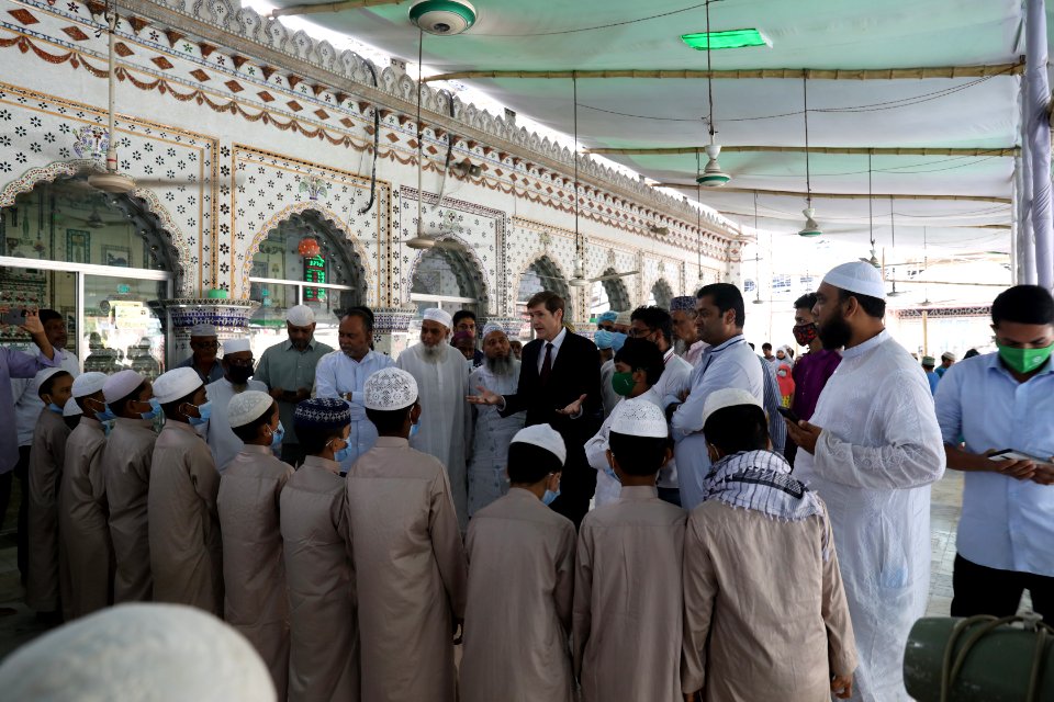 Ambassador Earl Miller visited Temple, Mosque, and Church (51687083522)