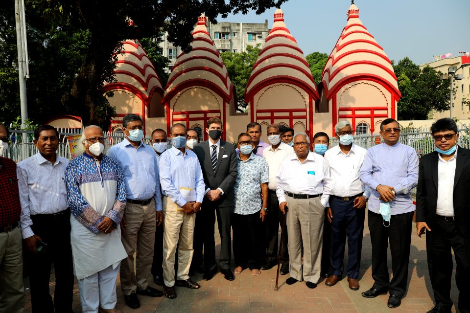 Ambassador Earl Miller visited Temple, Mosque, and Church (51688552939)