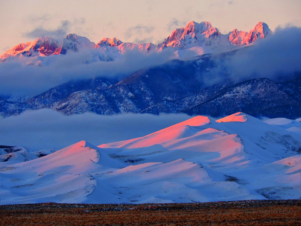 Alpenglow on Snowy Star Dune and Crestone Peaks (31601451293)
