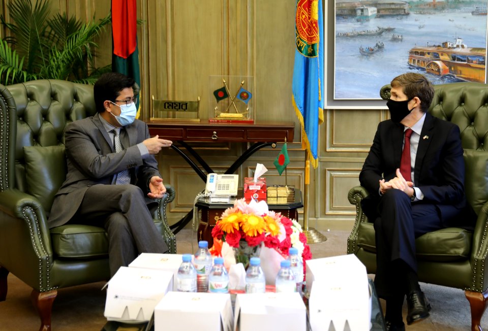 Ambassador Earl Miller visits Dhaka South City Corporation. (51598917610)