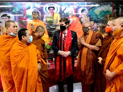 Ambassador Earl Miller visited Temple, Mosque, and Church (51687872331)