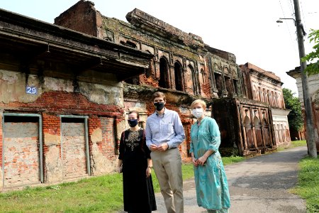 Ambassador Earl Miller visits Panam City. (51598797305)