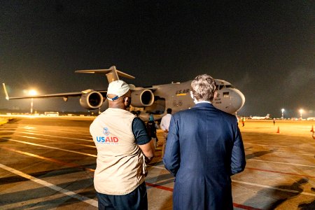 Ambassador Miller Handover Emergency medical supplies to Bangladesh (51238575825)