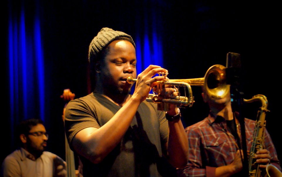Ambrose Akinmusire Quintet 1 november 2012 BIM Amsterdam - Ambrose Akinmusire met Harish Raghavan en Walter Smith III (50962651317)