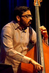 Ambrose Akinmusire Quintet 1 november 2012 BIM Amsterdam - Harish Raghavan (50962650987)