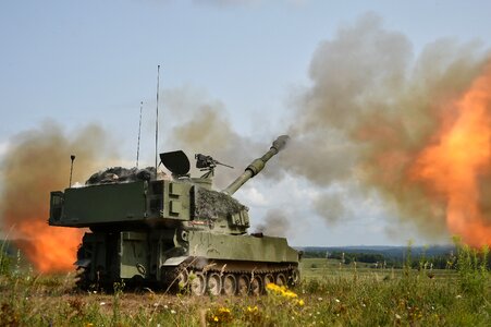 Artillery mobile attack photo