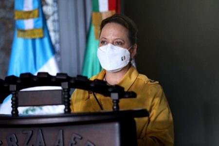 Arribo de 150mil vacunas AstraZeneca 0042 (51355757461)