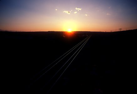 AT&SF sunset in September 1985 (31508594732)