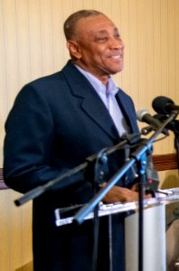 Atherley at podium (cropped)