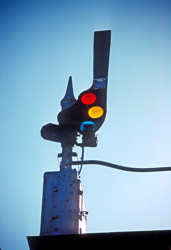 ATSF semaphore signal in August 1978 (31217353760)