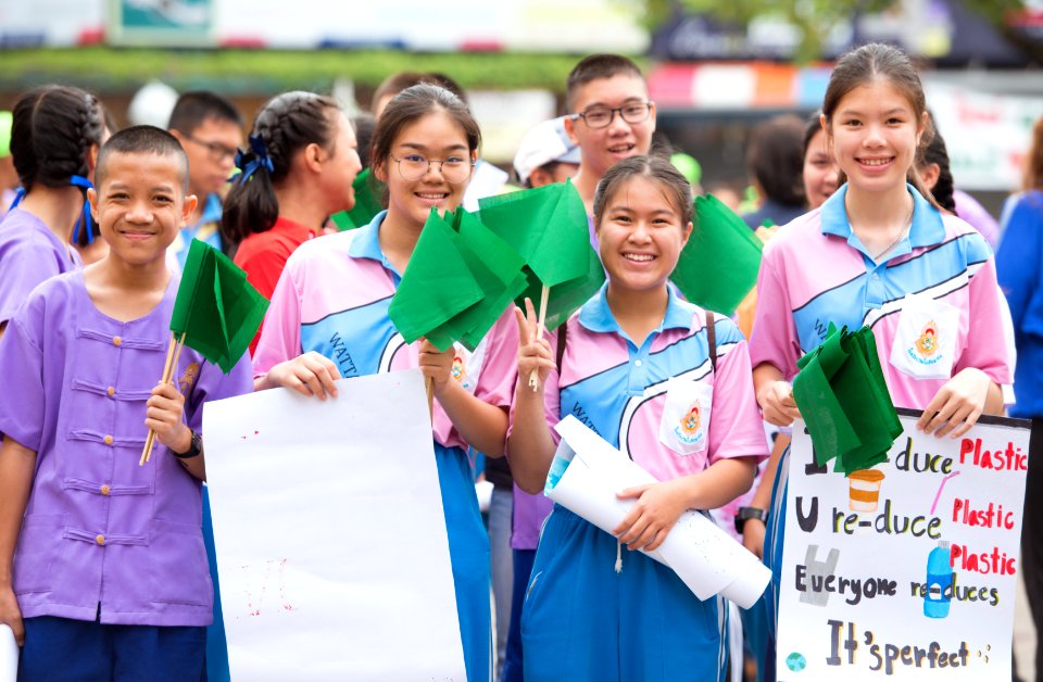 AUA Access Chiang Mai Climate Strike-20 Sep 19-16 (48785158713)