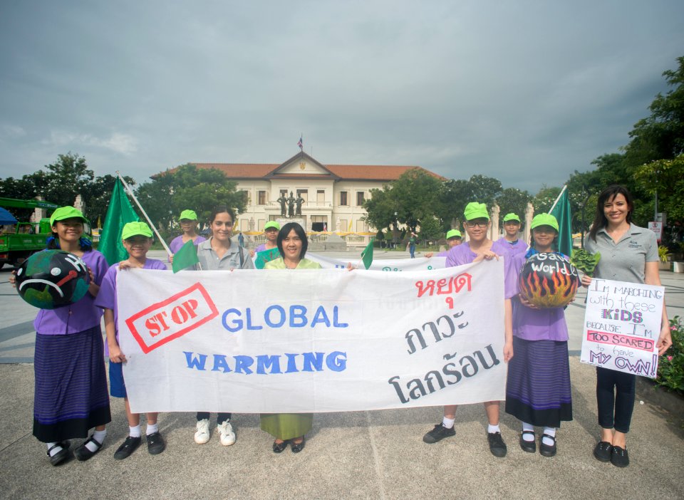 AUA Access Chiang Mai Climate Strike-20 Sep 19-60 (48785691817)