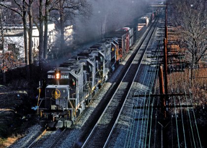 B&O GP40 3744 in December 1980 (33987009755)