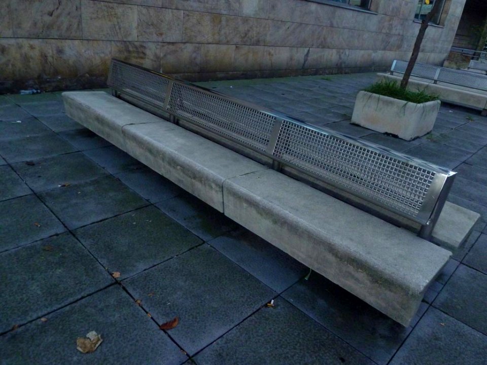 Bancos de piedra (6549416937)