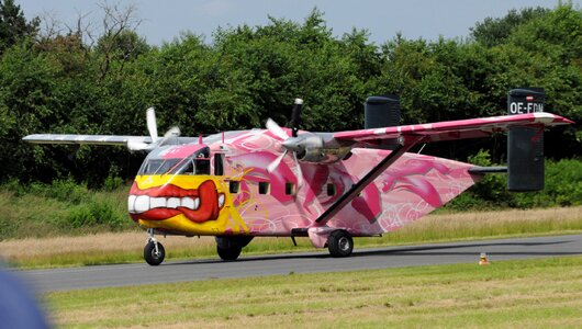 Aircraft skydiving propeller photo