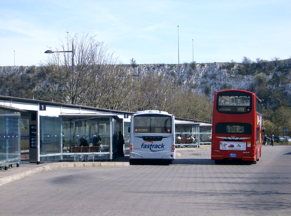 BluewaterBusStn-LondonBusRte492-xx53A0F-Fastrack-GN06EVP-CIMG6538 (26526699527)