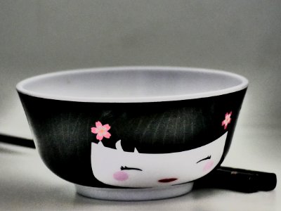 Bowl with cute Japanese doll's face - Flickr - GeorgeTan ^2...thanks for millionth support photo