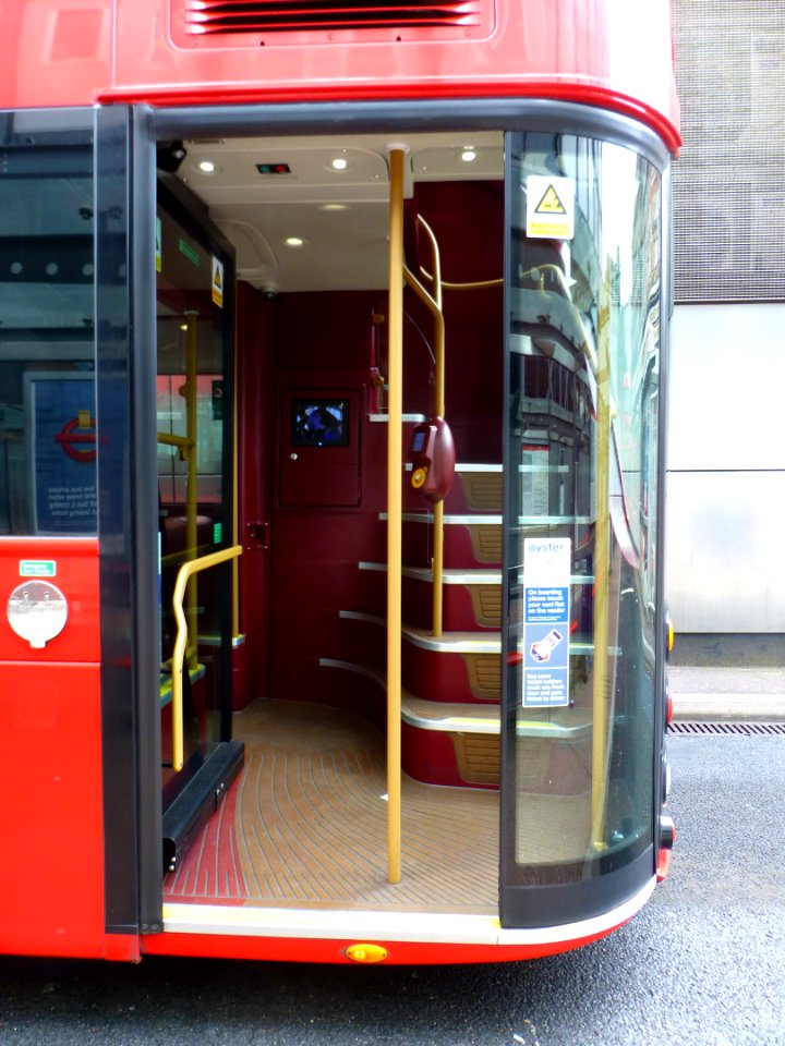 BorisBusRearDoor-OriginalOpen-P1360312 (20473744852)