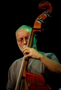 Brahem Holland Surman, NSJ Rotterdam 10 juli 2011 - Dave Holland 020 (50789909313)
