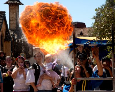 Cale the Fire Breather (13832042314)