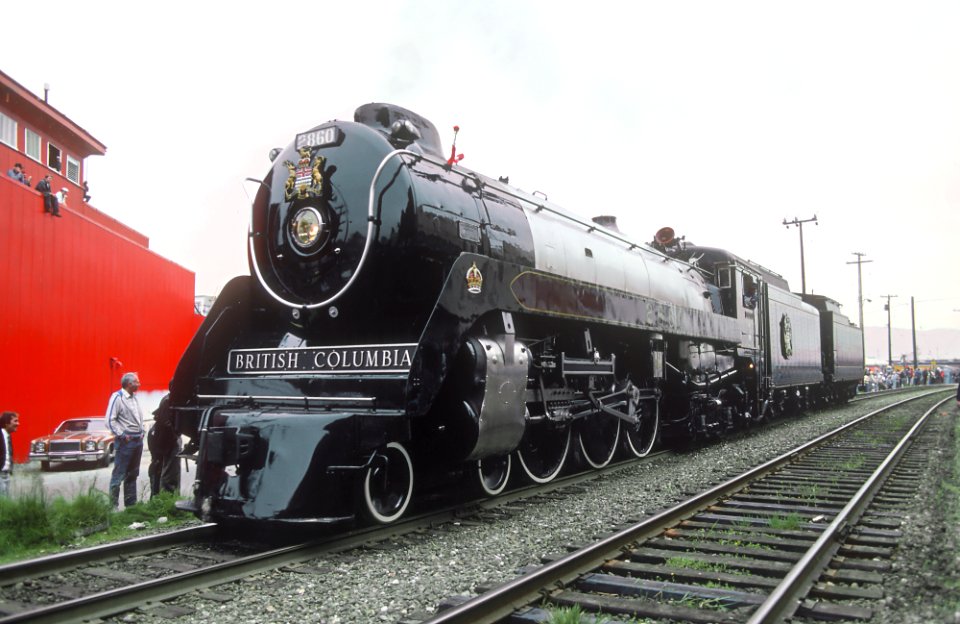 Canadian Pacific's Royal Hudson 2850 (32714095206)