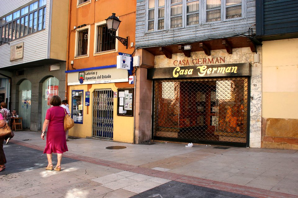 Calle Fierro (9236042703)