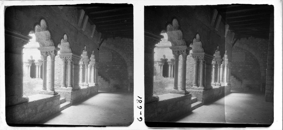 Nova panoràmica del claustre del monestir de Sant Pau del Camp de Barcelona