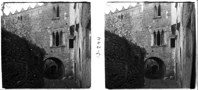 Nova vista d'una casa nobiliària de Sant Pere de Riudevitlles