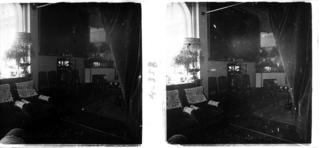 Nova vista de l'interior de la casa dels Monturiol