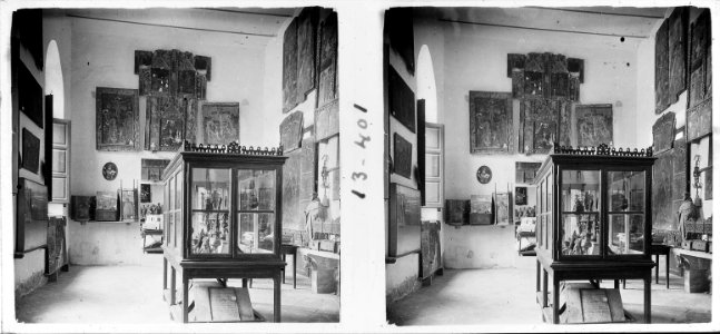 Nova vista dels retaules conservats a una sala del museu diocesà de Lleida